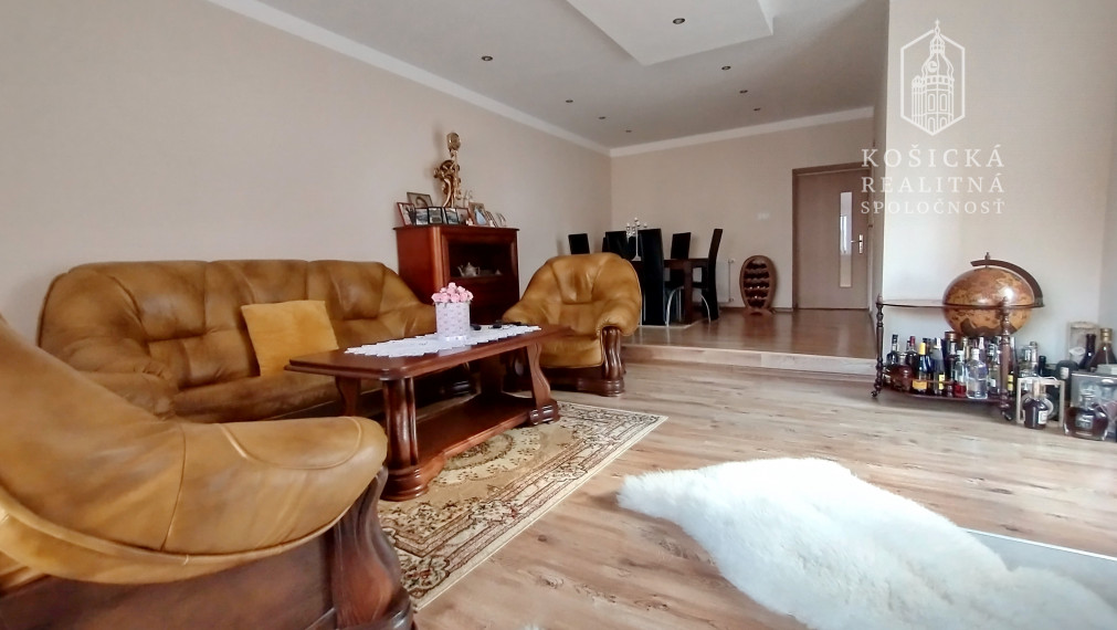 6 izbový rodinný dom Gorkého ul. , Trebišov