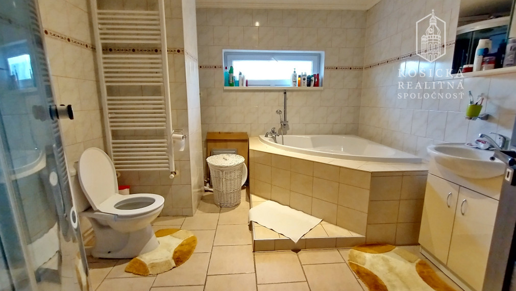 6 izbový rodinný dom Gorkého ul. , Trebišov