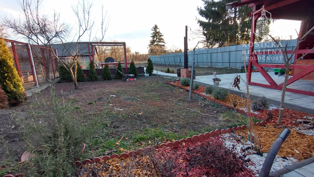 6 izbový rodinný dom Gorkého ul. , Trebišov