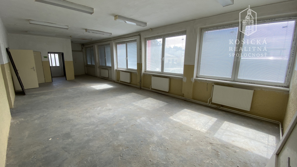 Administratívna budova Moldava nad Bodvou, Košice - okolie