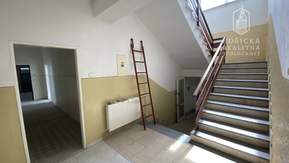 Administratívna budova Moldava nad Bodvou, Košice - okolie