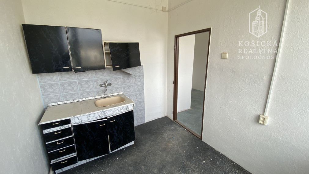 Administratívna budova Moldava nad Bodvou, Košice - okolie