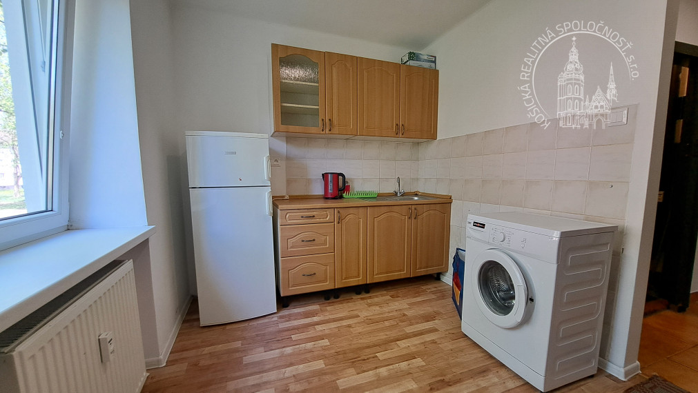 1 izbový byt Námestie OCeliarov, Košice - Šaca