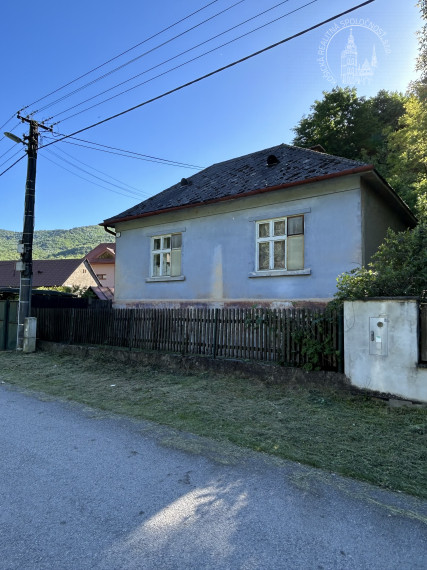 Rodinný dom - chalupa v peknom prostredí v obci Veľká Lodina