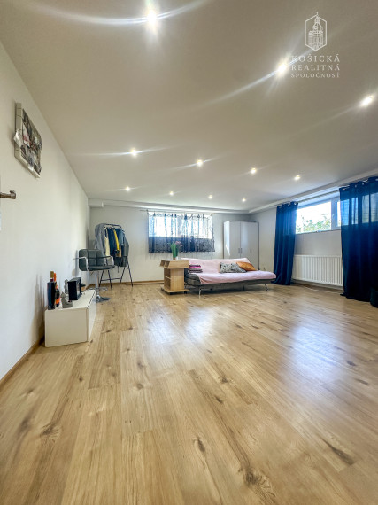 Na predaj Priestranný rodinný dom - Moldava nad Bodvou