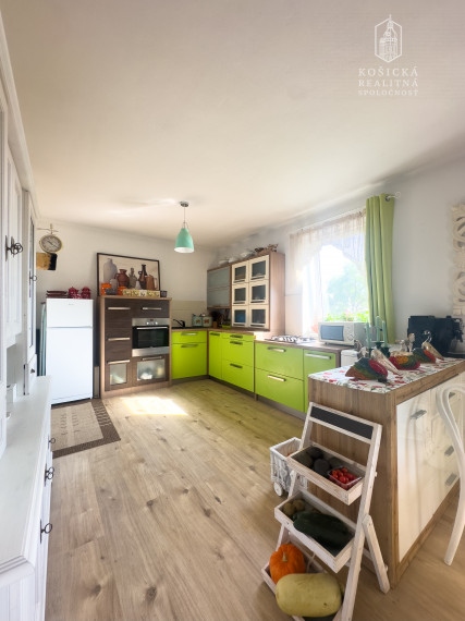 Na predaj Priestranný rodinný dom - Moldava nad Bodvou