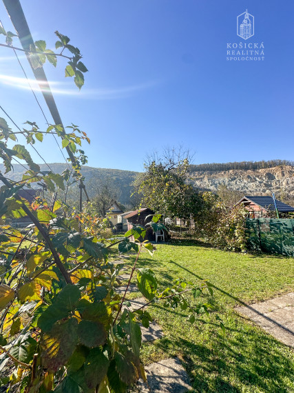 Predaj murovanej chaty v Košiciach - Ťahanovciach, Pod Vinicami