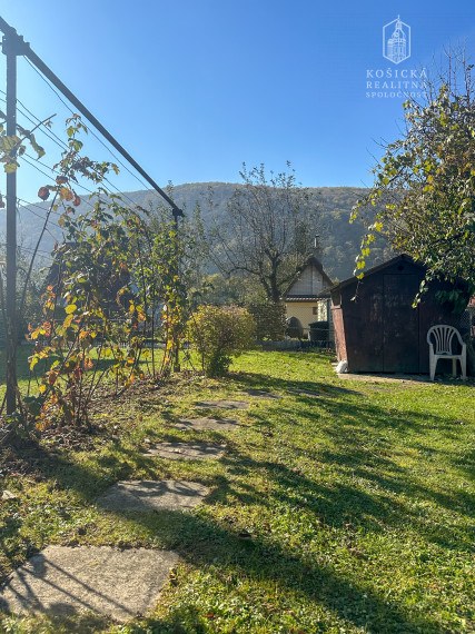 Predaj murovanej chaty v Košiciach - Ťahanovciach, Pod Vinicami