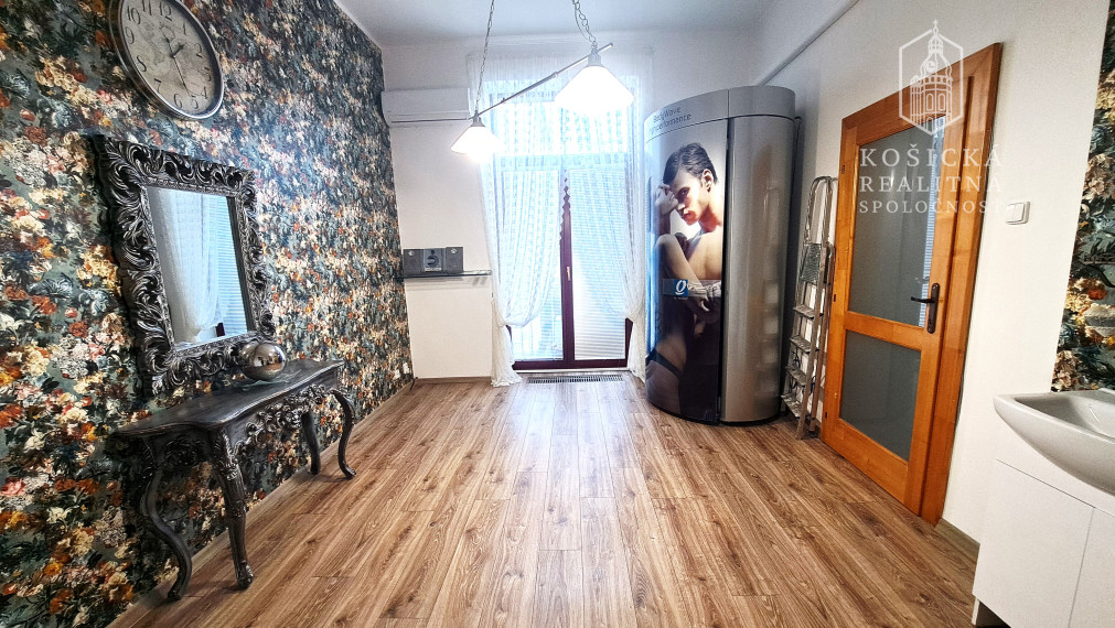 Prenájom priestoru pre služby, Centrum- Košice