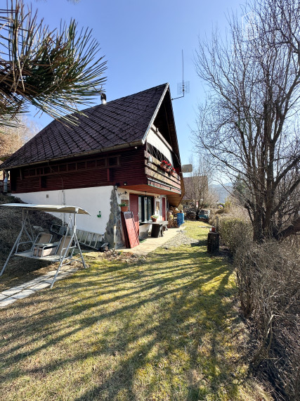 Na predaj útulná chata v obľúbenej lokalite Ružín – Zlatník