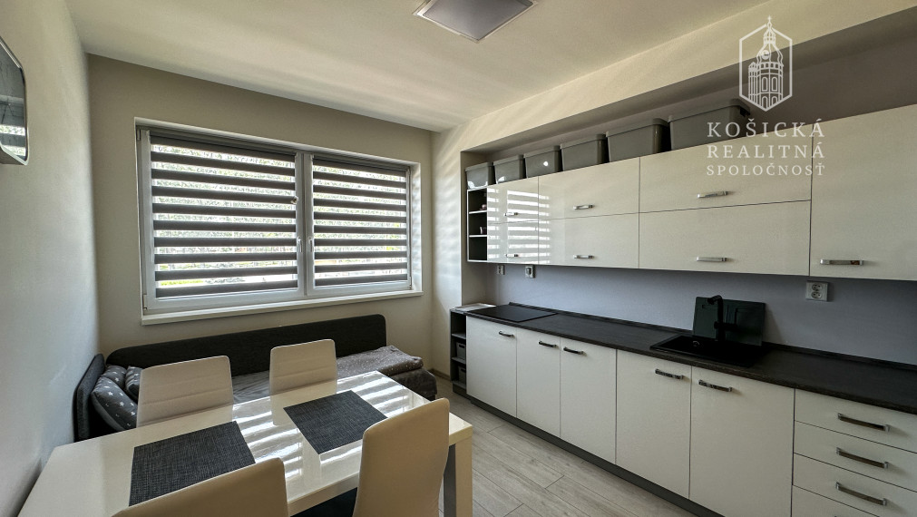 Na predaj - 1,5-izbový byt s parkovacím miestom v tichej lokalite Šace – Učňovská ulica