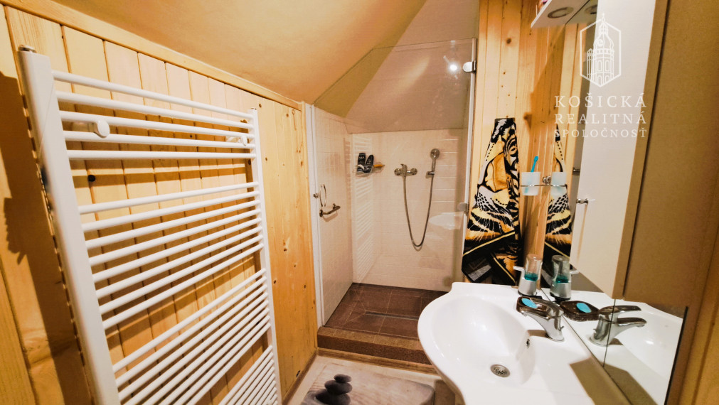 MEZONET V CENTRE KOŠÍC