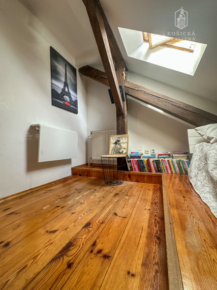 Na predaj: Podkrovný 3-izbový byt s balkónom v historickom centre Košíc – Kováčska ulica