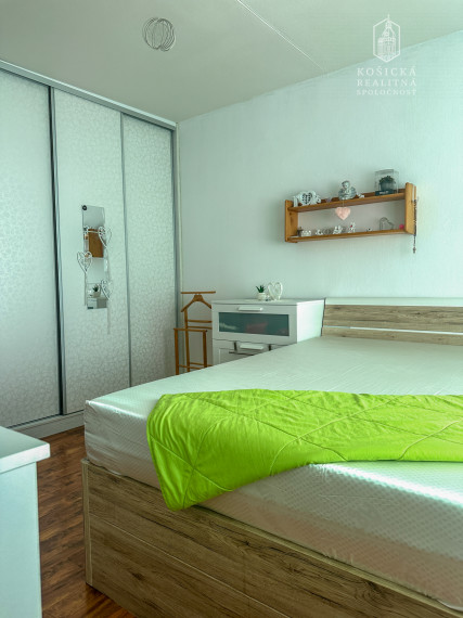 Predaj - 2-izbový byt, Ladožská ulica