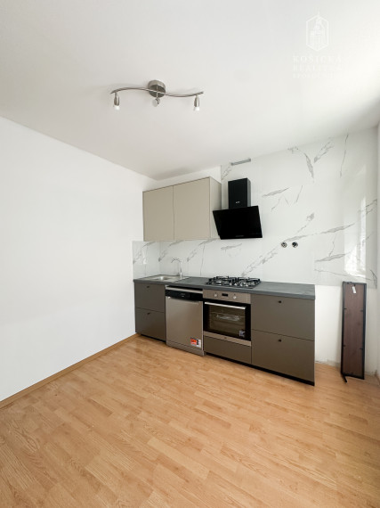 REZERVOVANÉ Tehlový 2-izbový byt v Prešove – ul. 17. novembra