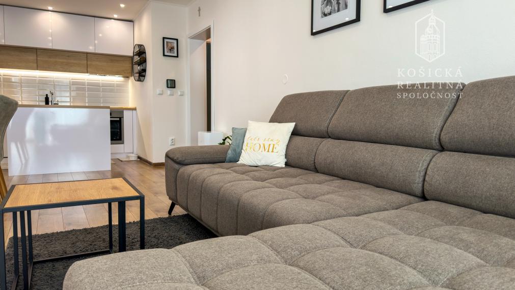 REZERVOVANÉ - 2-izbový byt s dvoma balkónmi – Košice, Dargovských hrdinov (ul. Na hore)