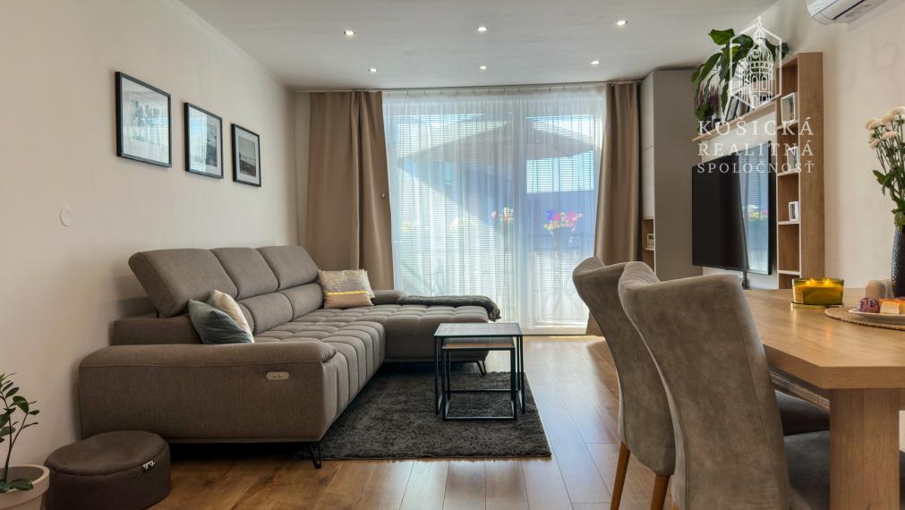 REZERVOVANÉ - 2-izbový byt s dvoma balkónmi – Košice, Dargovských hrdinov (ul. Na hore)