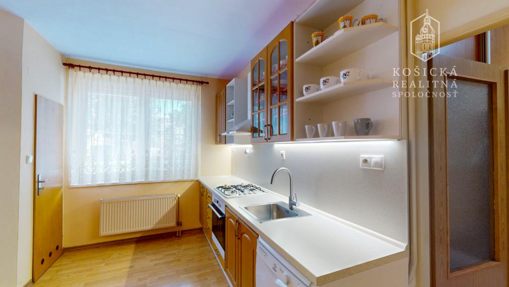 Priestranný 3-izbový byt na predaj – Košice Juh, Rastislavova ulica