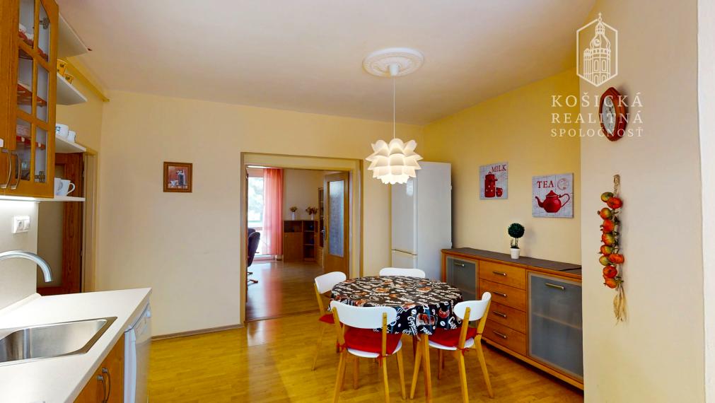 Priestranný 3-izbový byt na predaj – Košice Juh, Rastislavova ulica