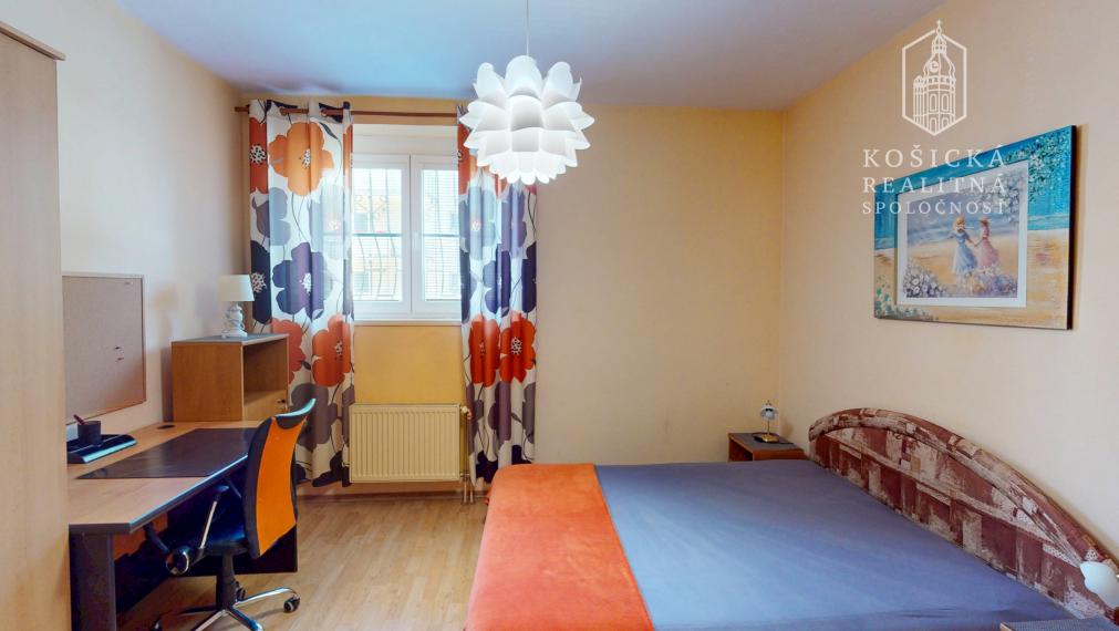 Priestranný 3-izbový byt na predaj – Košice Juh, Rastislavova ulica