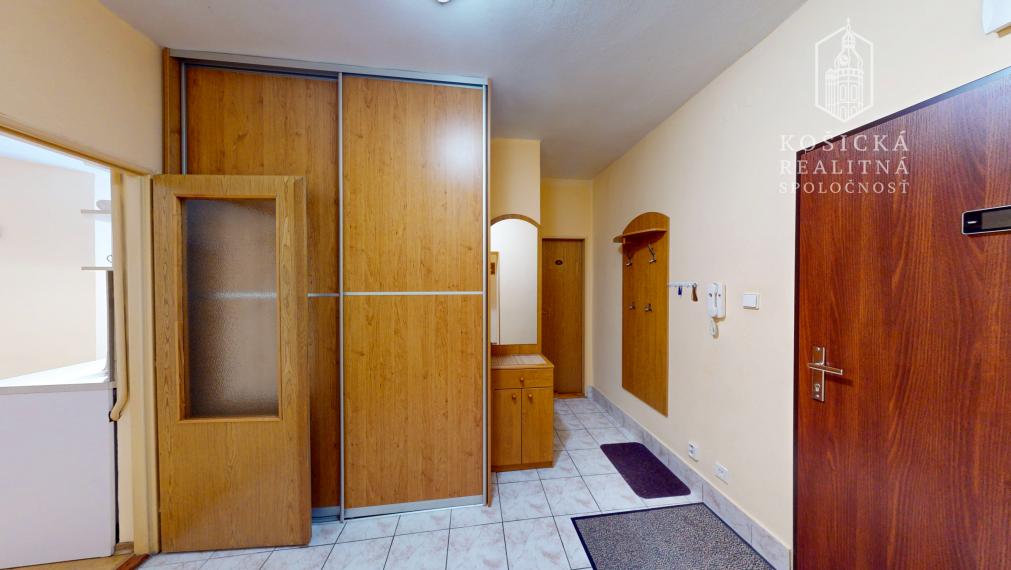 Priestranný 3-izbový byt na predaj – Košice Juh, Rastislavova ulica
