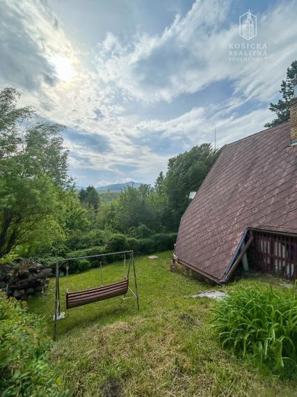 Na predaj útulná chata v obľúbenej lokalite Ružín – Zlatník