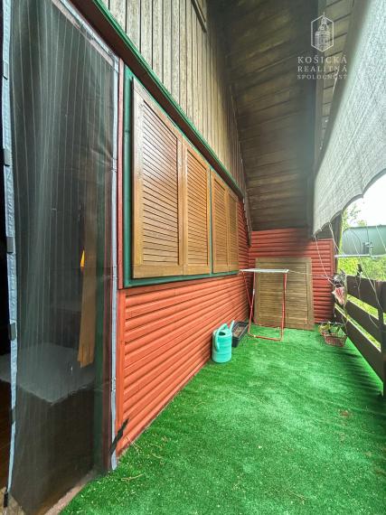 Na predaj útulná chata v obľúbenej lokalite Ružín – Zlatník