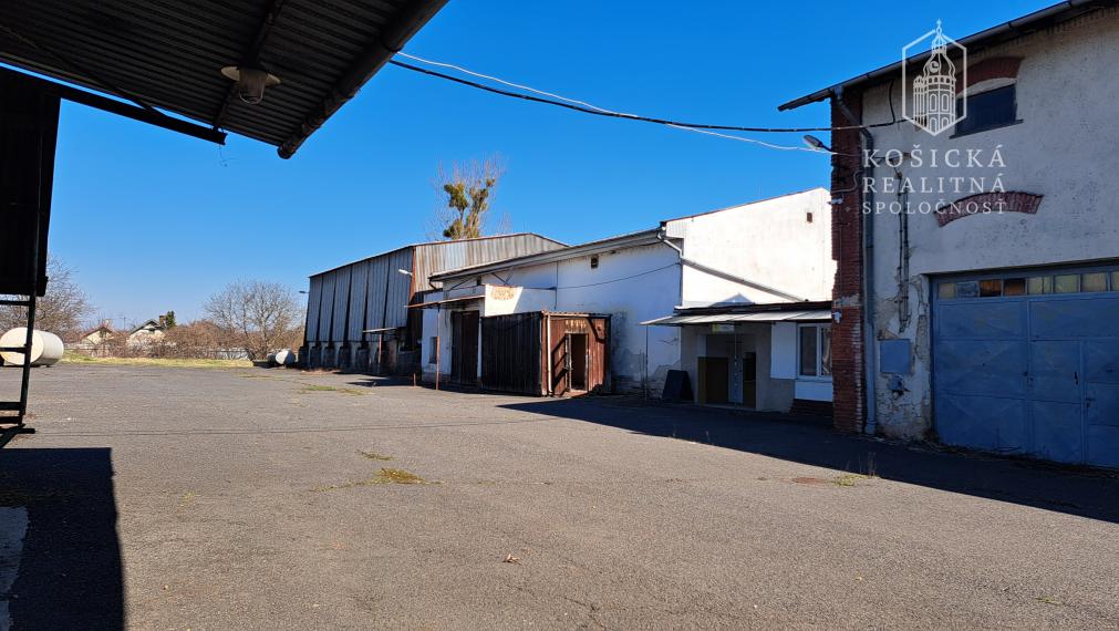 Výrobno skladový areál Slovenské Nové Mesto