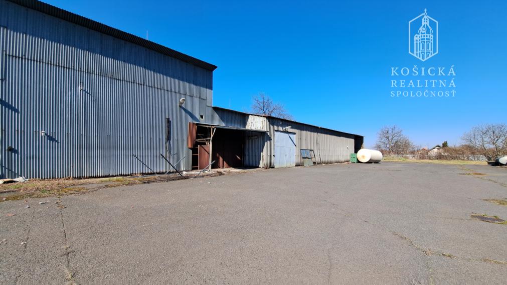 Výrobno skladový areál Slovenské Nové Mesto