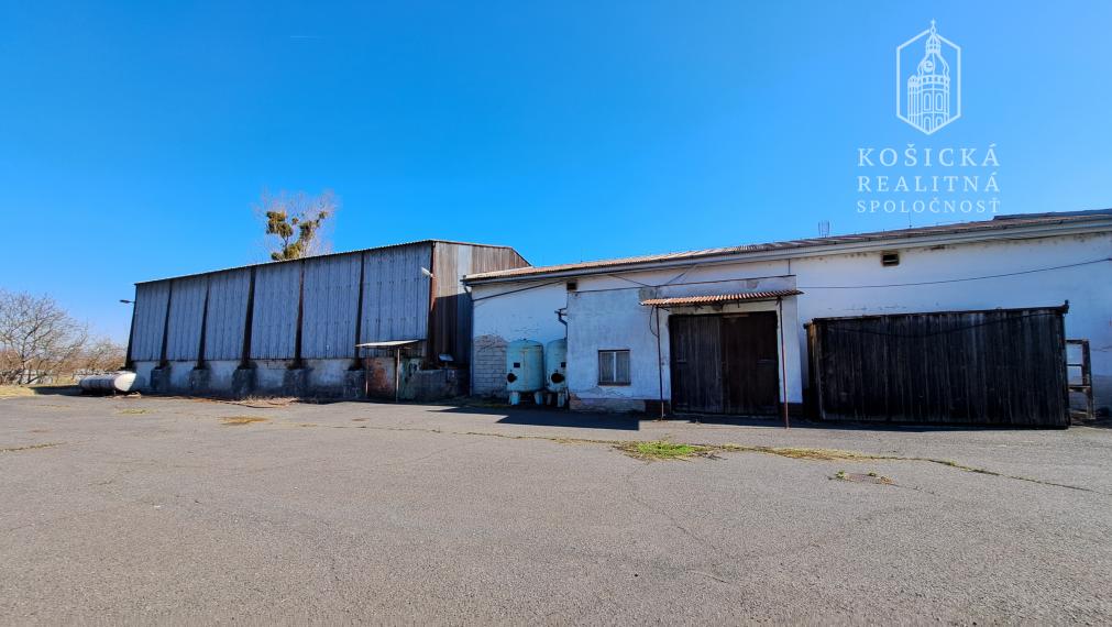 Výrobno skladový areál Slovenské Nové Mesto