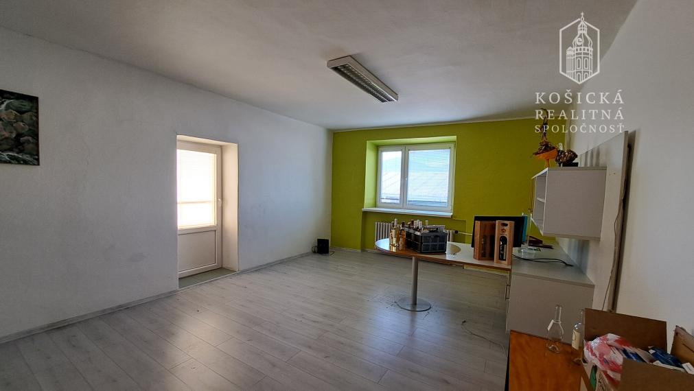 Výrobno skladový areál Slovenské Nové Mesto