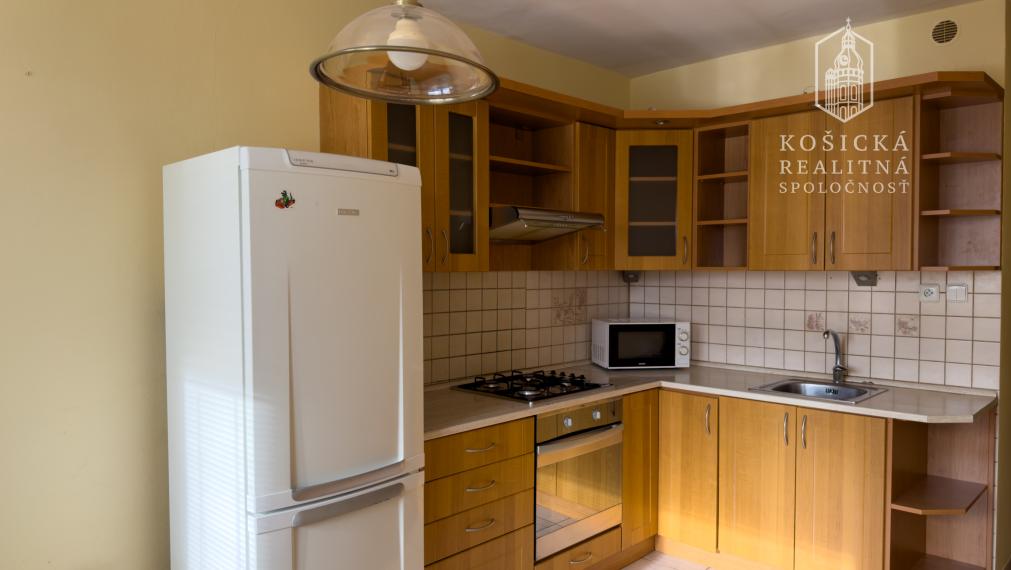 REZERVOVANÉ - 3-izbový byt  – Ždiarska ulica, sídlisko Nad Jazerom (Košice)