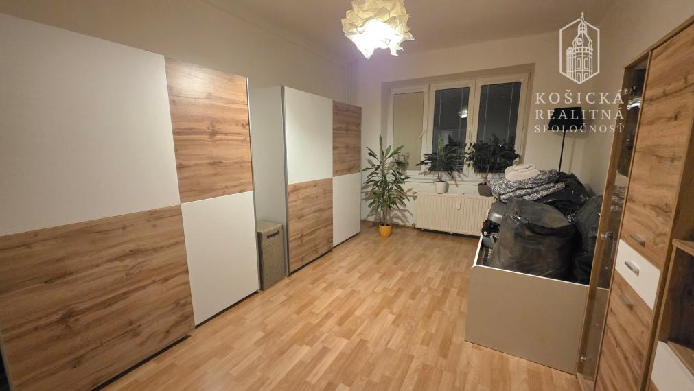 Na predaj - Tehlový 3-izbový byt, Park Obrancov mieru Košice Sever