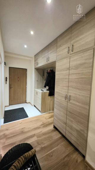 Na predaj - Tehlový 3-izbový byt, Park Obrancov mieru Košice Sever