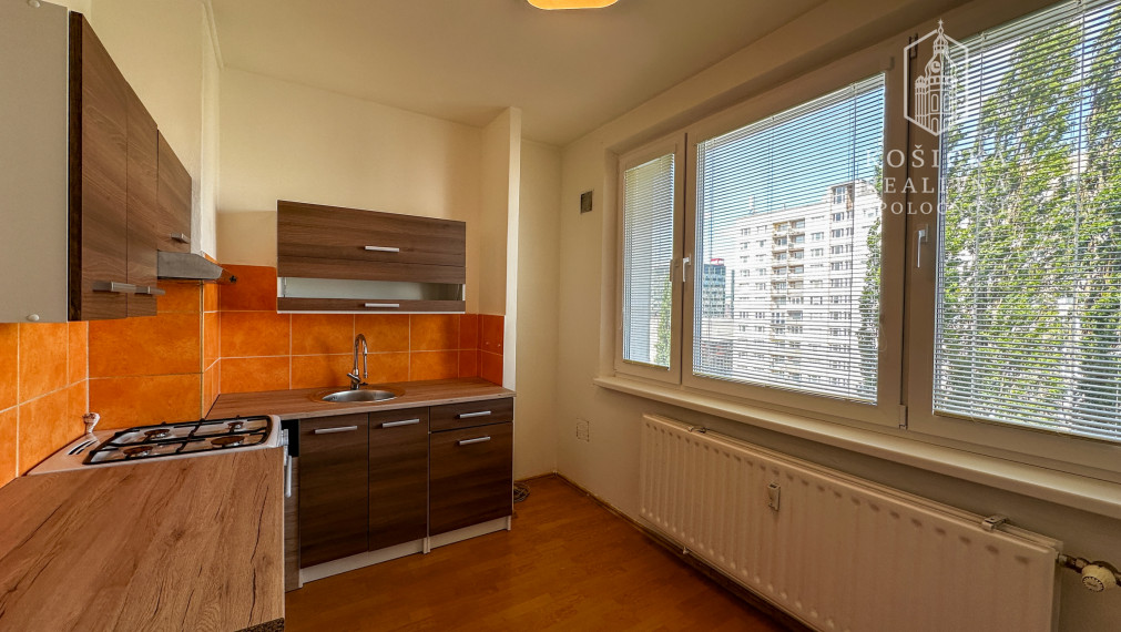 Na prenájom: 2-izbový byt na Palárikovej ulici