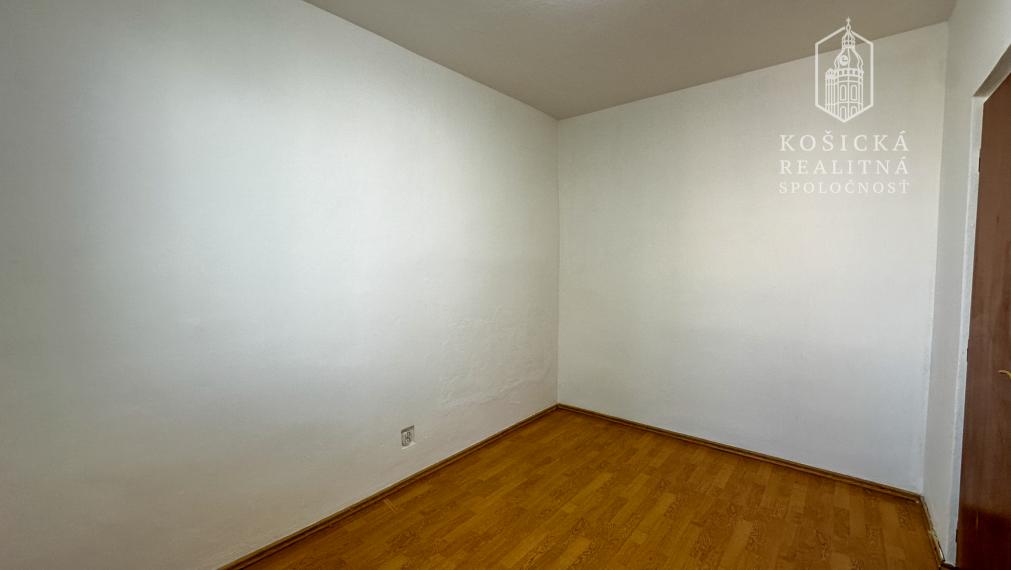 Na prenájom: 2-izbový byt na Palárikovej ulici