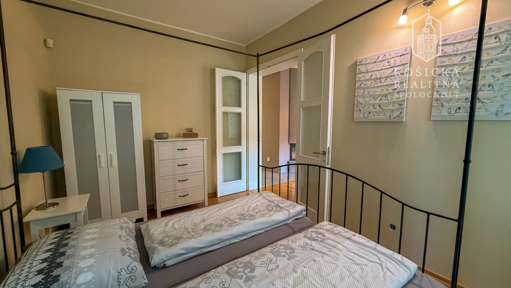 Rezervované - Predaj priestranného rodinného domu v obci Budimír – iba pár minút od Košíc (možnosť dvojgeneračného bývania)