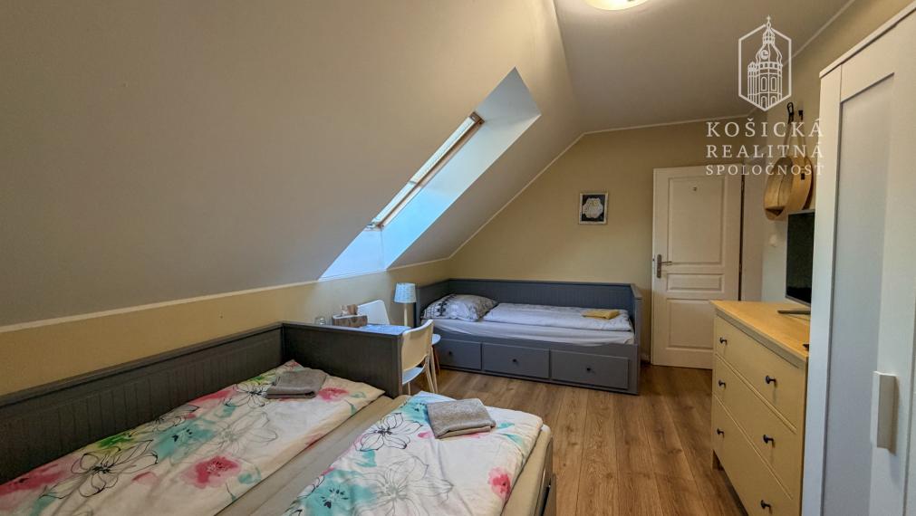 Rezervované - Predaj priestranného rodinného domu v obci Budimír – iba pár minút od Košíc (možnosť dvojgeneračného bývania)