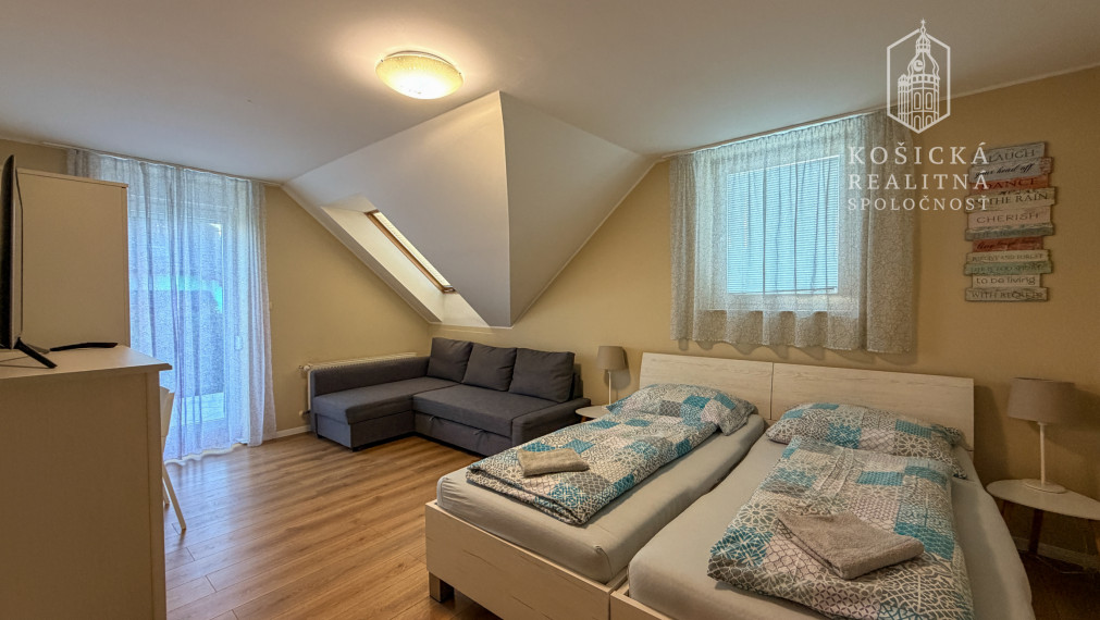 Rezervované - Predaj priestranného rodinného domu v obci Budimír – iba pár minút od Košíc (možnosť dvojgeneračného bývania)