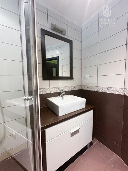 Na predaj: 3-izbový byt – Terasa, Košice