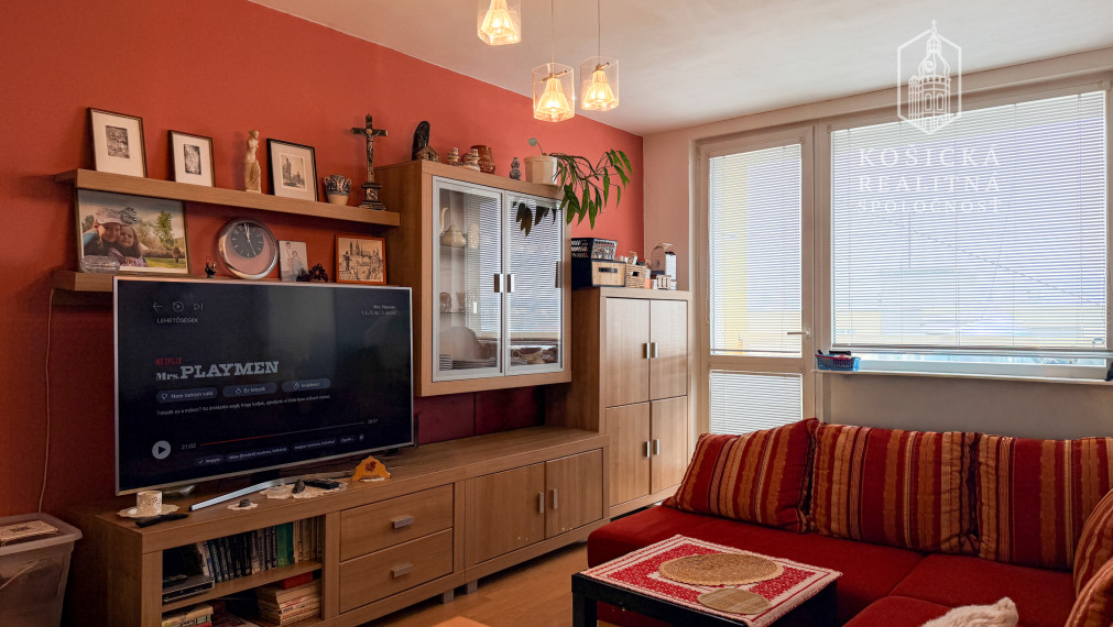 REZERVOVANÉ - 1,5-izbový byt s veľkou loggiou – Košice, Dargovských hrdinov, Adlerova ulica