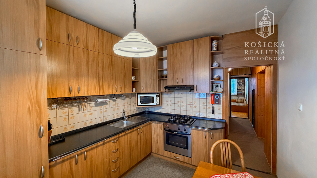 Na Predaj: Priestranný 4-izbový Byt s 2 Loggiami, Budapeštianska, Ťahanovce (Košice)