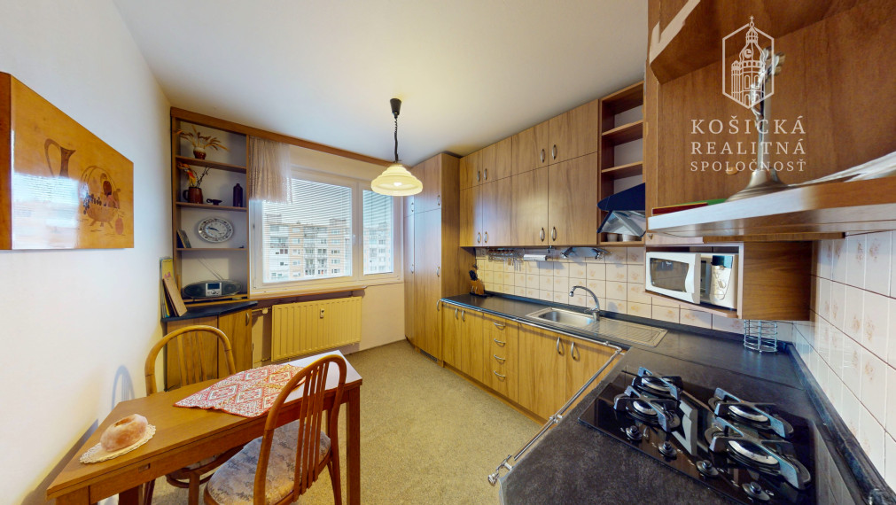 Na Predaj: Priestranný 4-izbový Byt s 2 Loggiami, Budapeštianska, Ťahanovce (Košice)