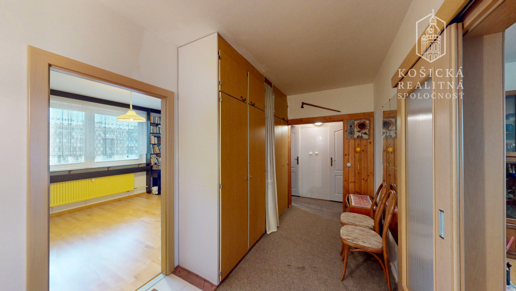 Na Predaj: Priestranný 4-izbový Byt s 2 Loggiami, Budapeštianska, Ťahanovce (Košice)