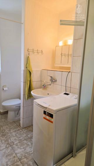 Na predaj 1 izbový tehlový byt Engelsova Prešov