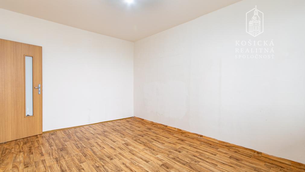 Na predaj 3-izbový byt s loggiou, Košice – Dargovských hrdinov (Furča)