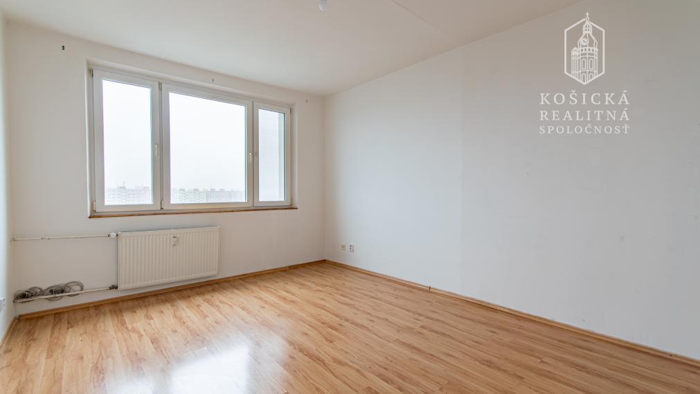 Na predaj 3-izbový byt s loggiou, Košice – Dargovských hrdinov (Furča)