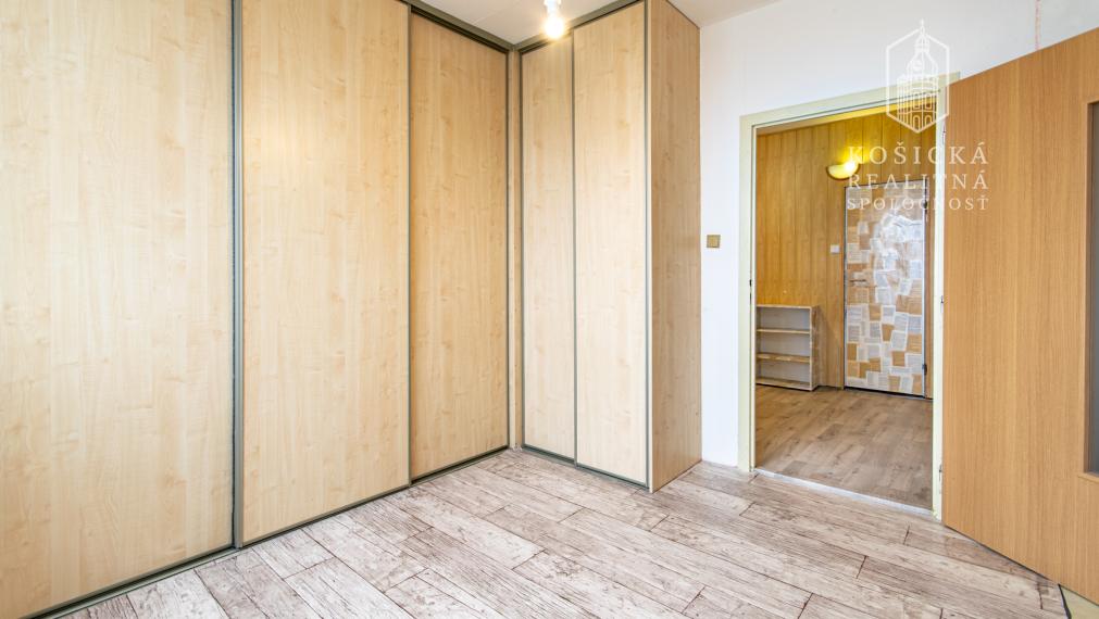 Na predaj 3-izbový byt s loggiou, Košice – Dargovských hrdinov (Furča)