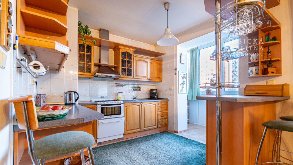 EXKLUZÍVNE | 4-izbový byt s 3 lodžiami | 102 m² | Košice – Staré Mesto