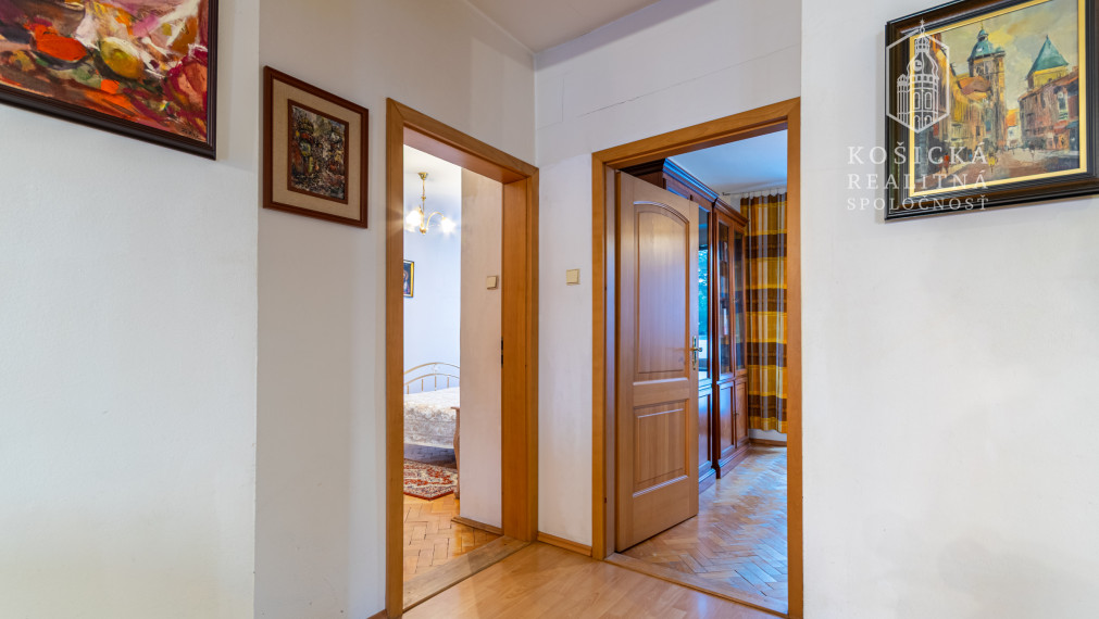 EXKLUZÍVNE | 4-izbový byt s 3 lodžiami | 102 m² | Košice – Staré Mesto